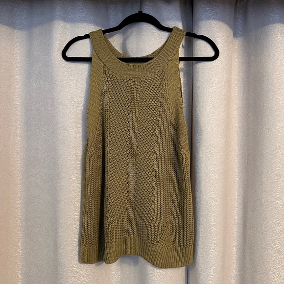 NWT Nine West High-Neck Cutaway Sweater Tank - Picture 3 of 6